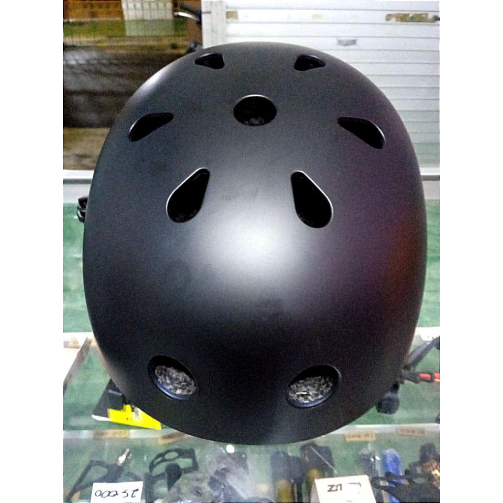 #HELM SEPEDA gowes DEWASA #warna hitam #size M & L #MODEL BATOK #BUAT SEPATU RODA #SKATE board #ONTE