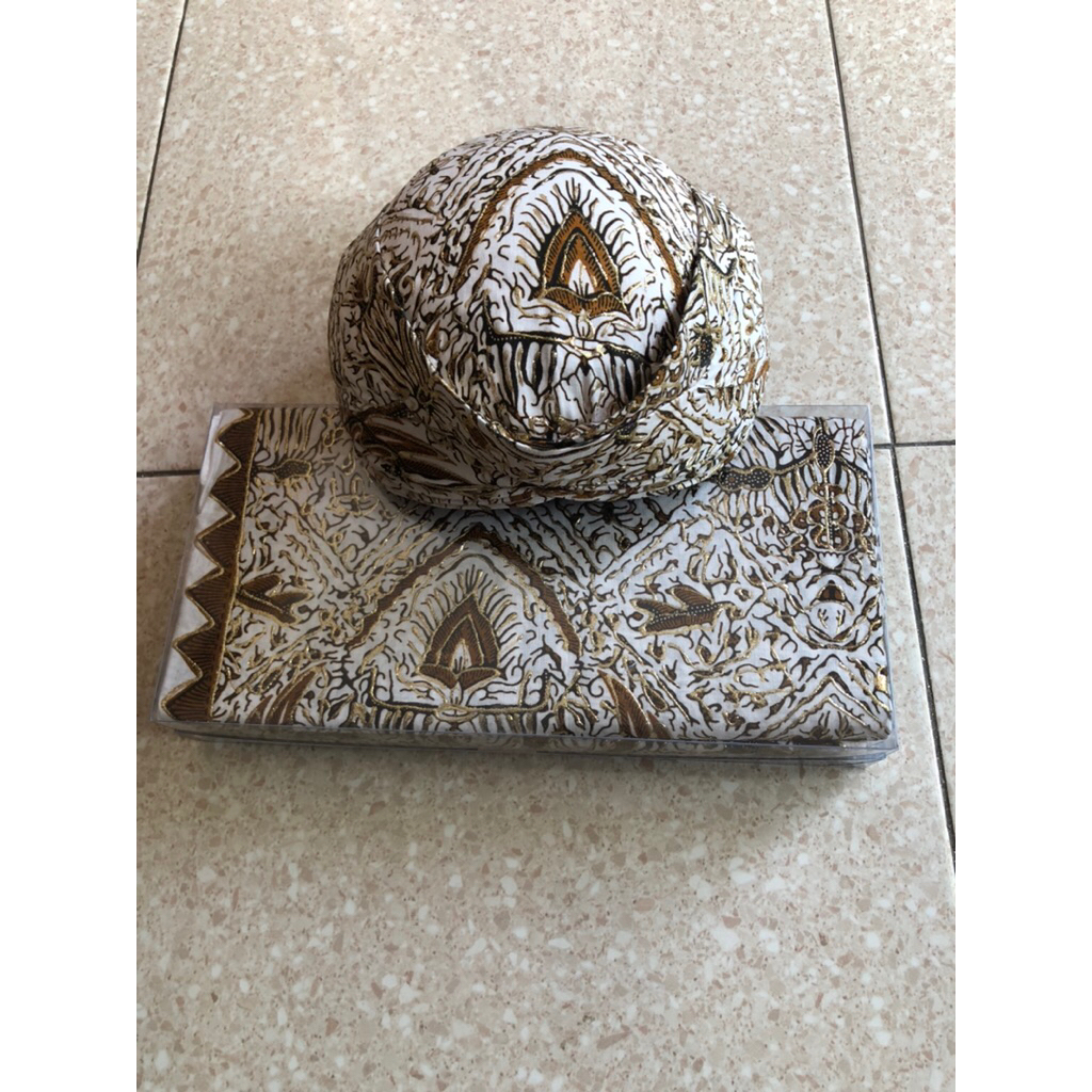 Jarik Pengantin Lawasan Prada Blangkon Sunda