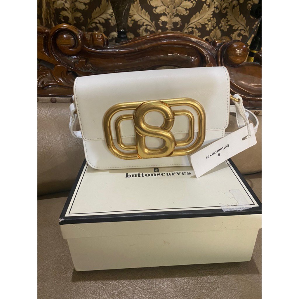 preloved Buttonscarves bag Briana white