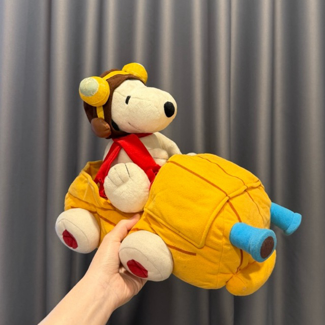 Universal Studio Japan Snoopy Mobil Jumbo / boneka snoopy peanuts