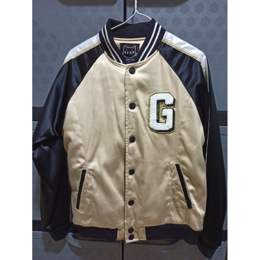 Preloved Jaket Varsity | Cewek | 3 Layer