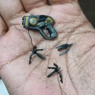 mezco batman supreme knight wepeon + asosoris original