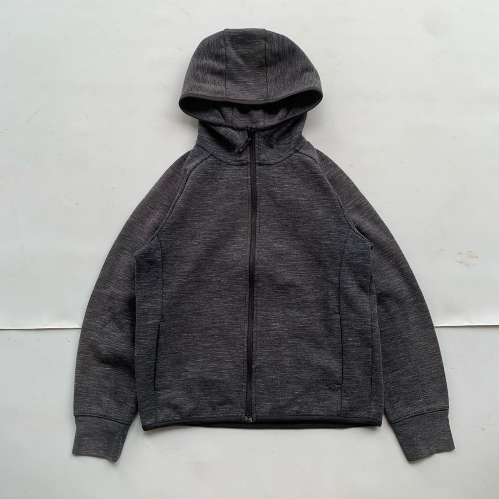 Uniqlo kids 150 blocktech jacket hoodie zipper