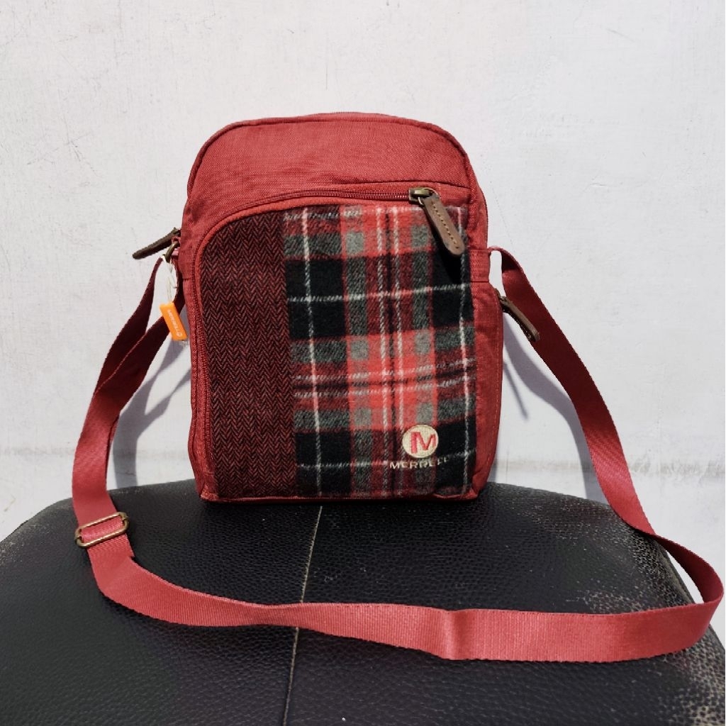 Merrell Sling Bag /tas selempang Outdoor Merrell