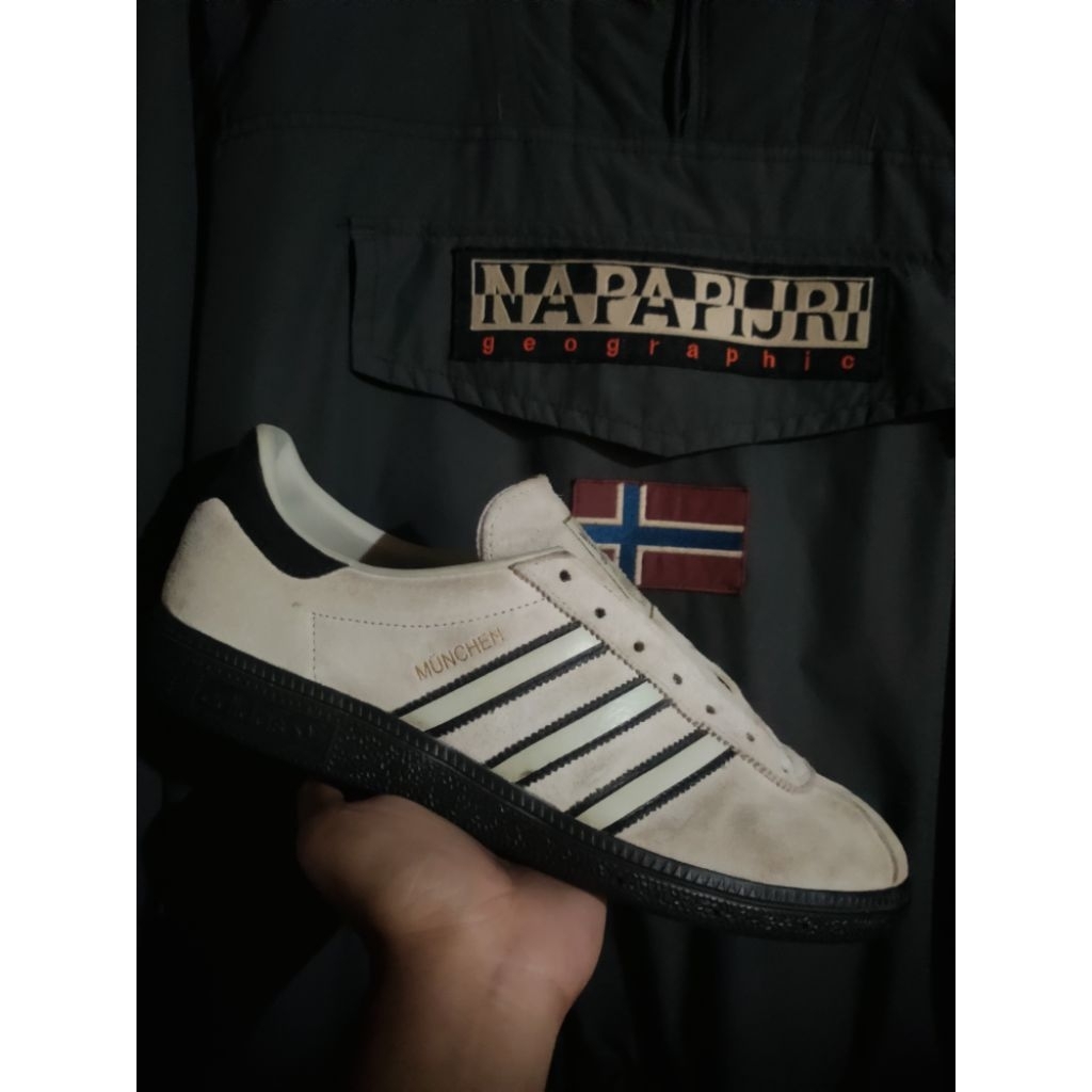 MUNCHEN SASAME GREY 43