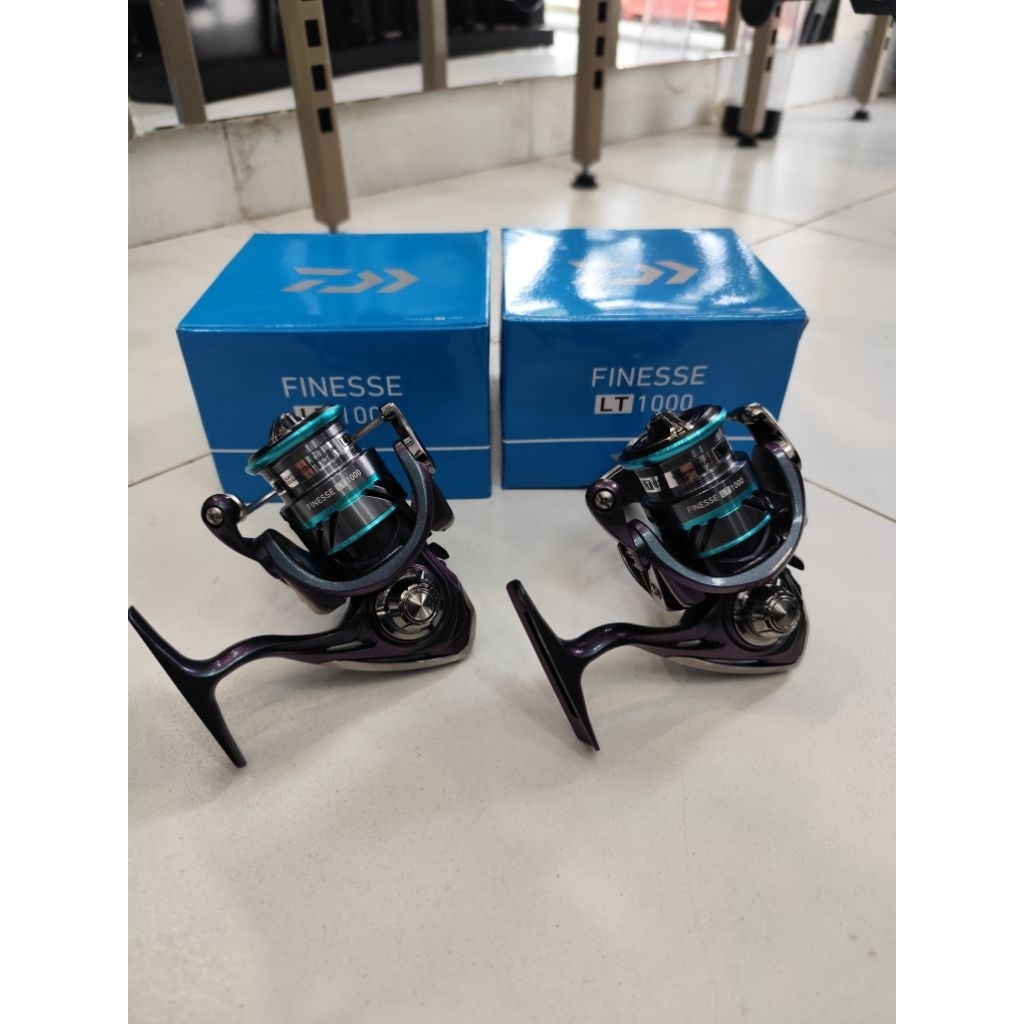 Reel pancing spinning DAIWA FINESSE LT 1000.