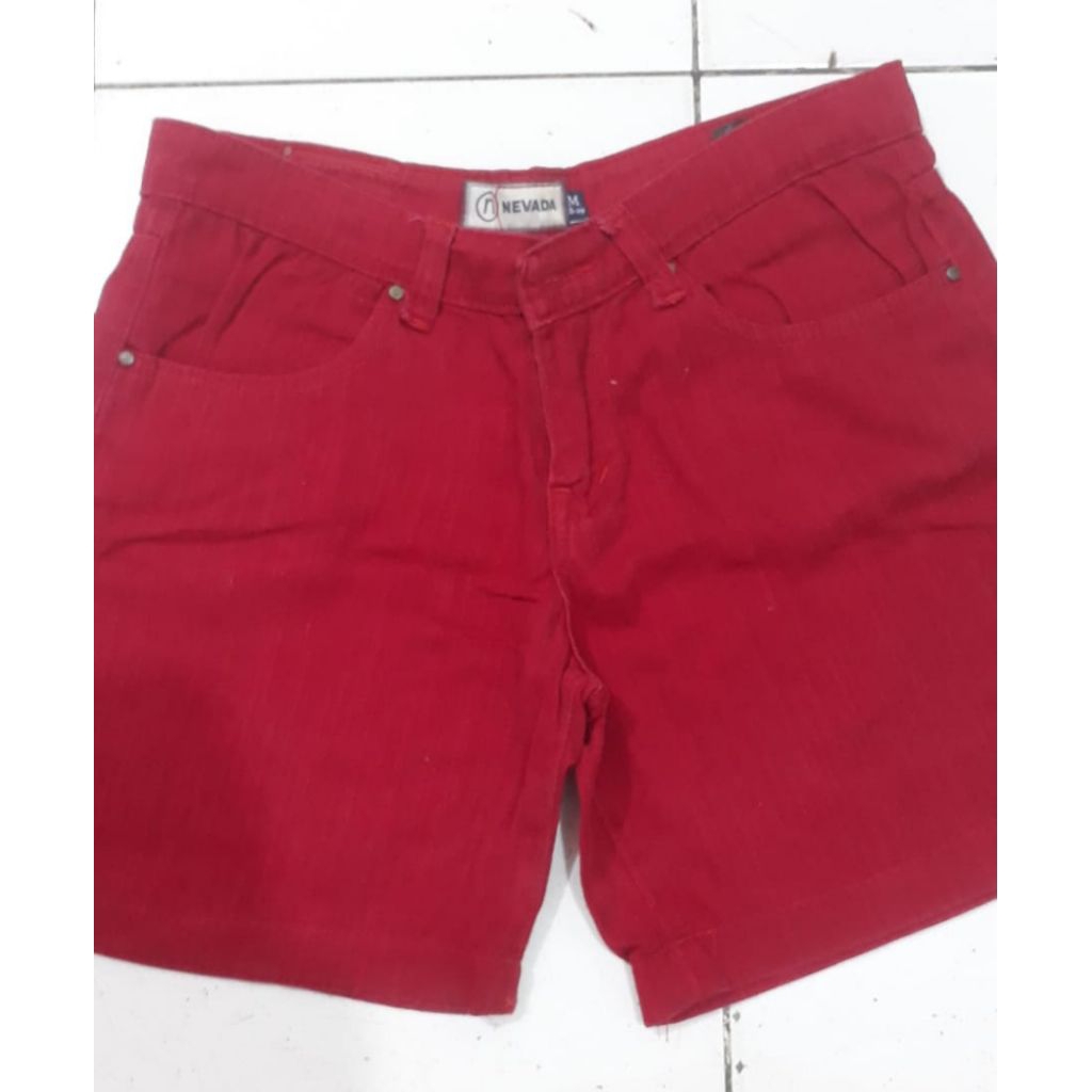 [PRELOVED] Nevada Celana  Wanita Jeans Pendek Merah Maroon Sexy Shorts