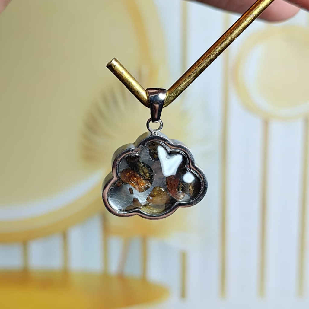 Natural Pallasite kenya Sericho Olive Meteorite Cloud 2cm Pendant Tipe 7 (4)