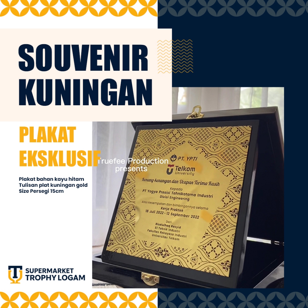 Plakat Eksklusif Custom Logo dan Tulisan Plat Box Kotak Kayu Hitam Glossy Elegan Unik Artistik