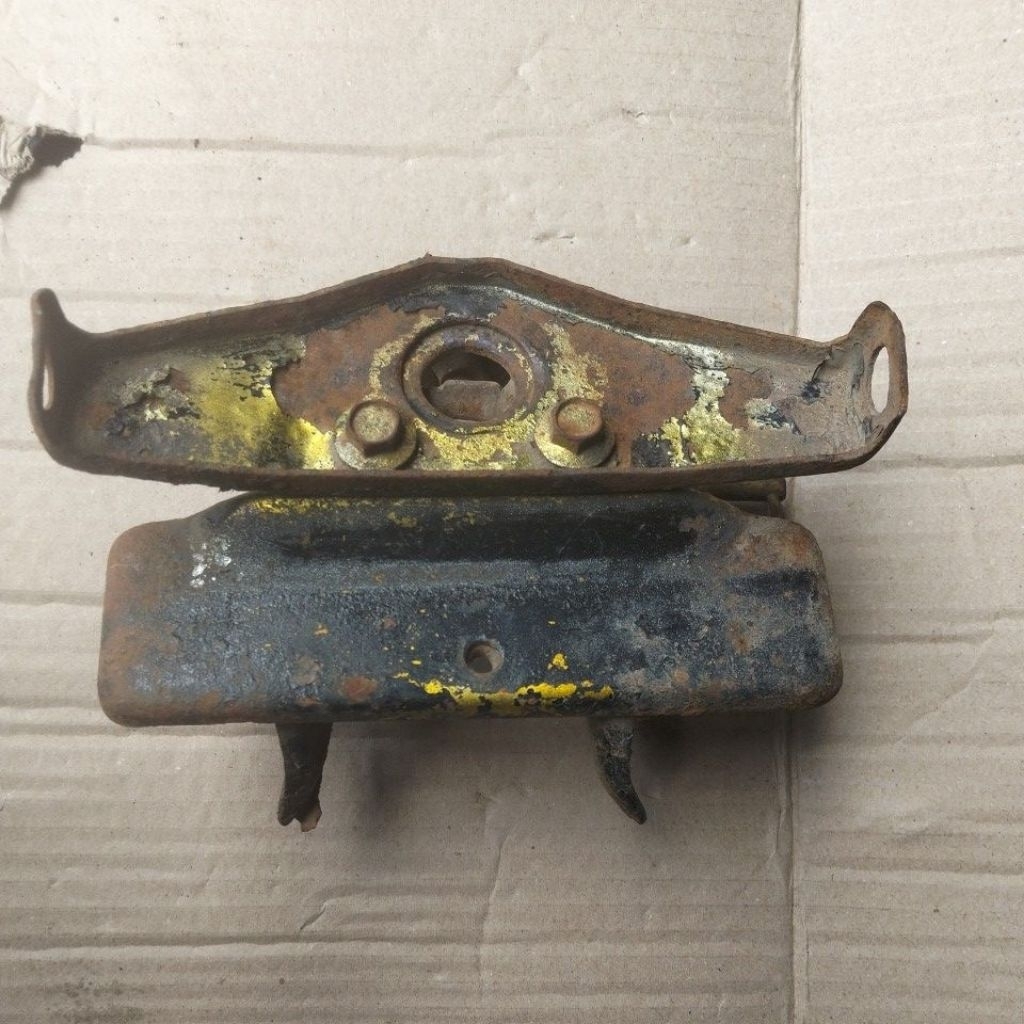 dudukan kunci.astrea prima bekas original