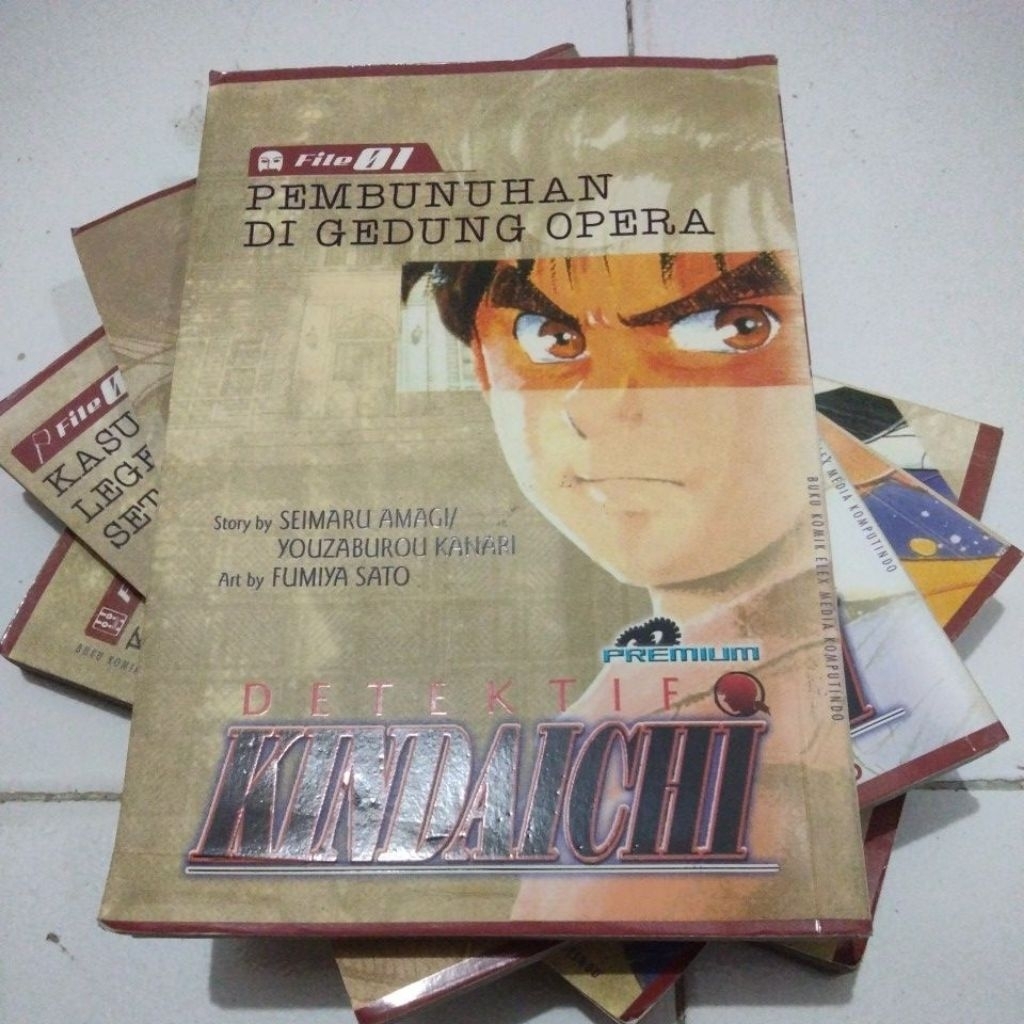Paket Komik Detektif Kindaichi Premium 1-4