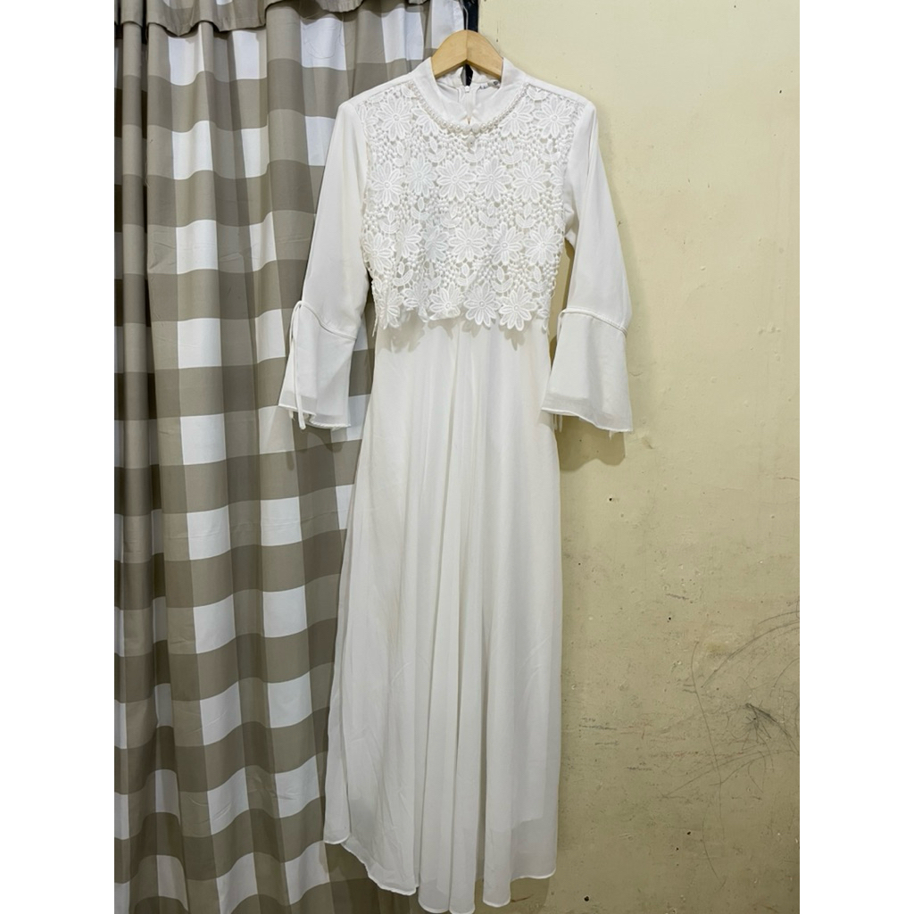 Dress Gaun Lebaran Kondangan Broken White