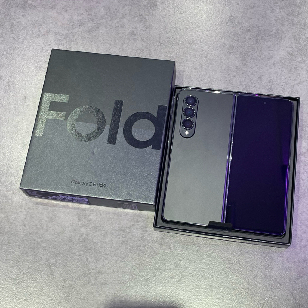 SAMSUNG GALAXY Z FOLD4 12/256GB SECOND