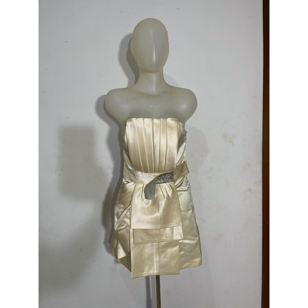 Gaun pesta gaun butik premium