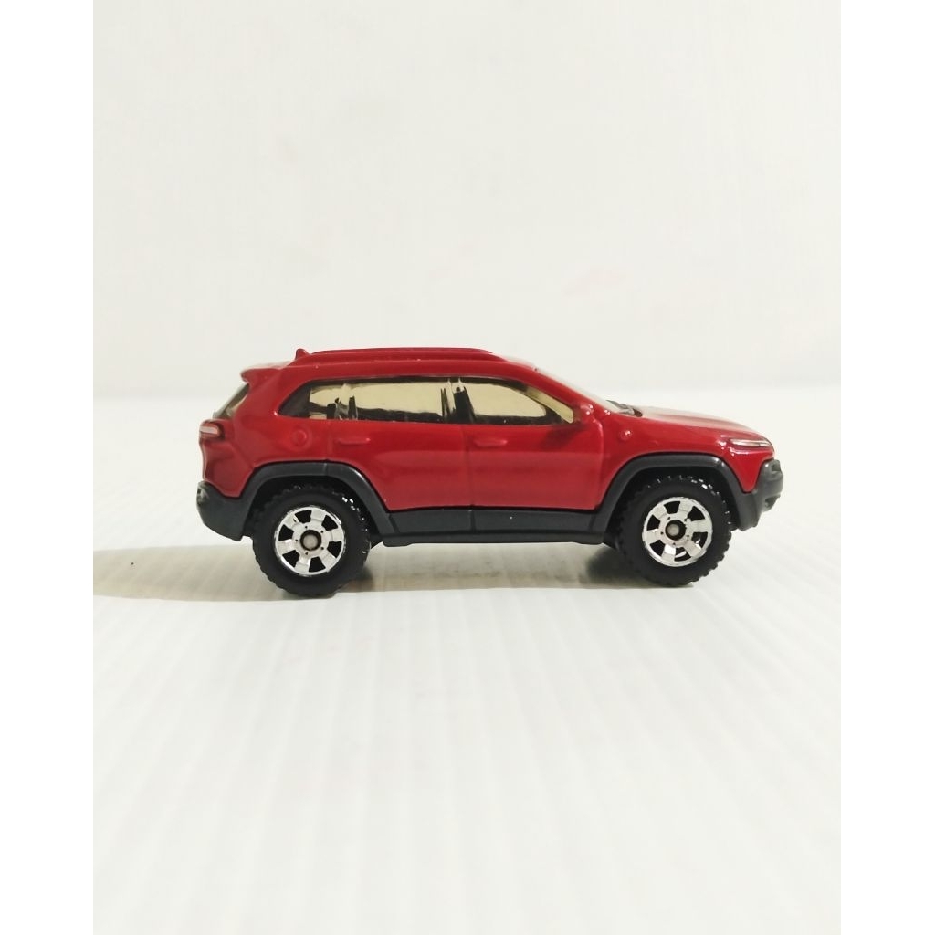 matchbox Jeep Cherokee Trailhawk loose