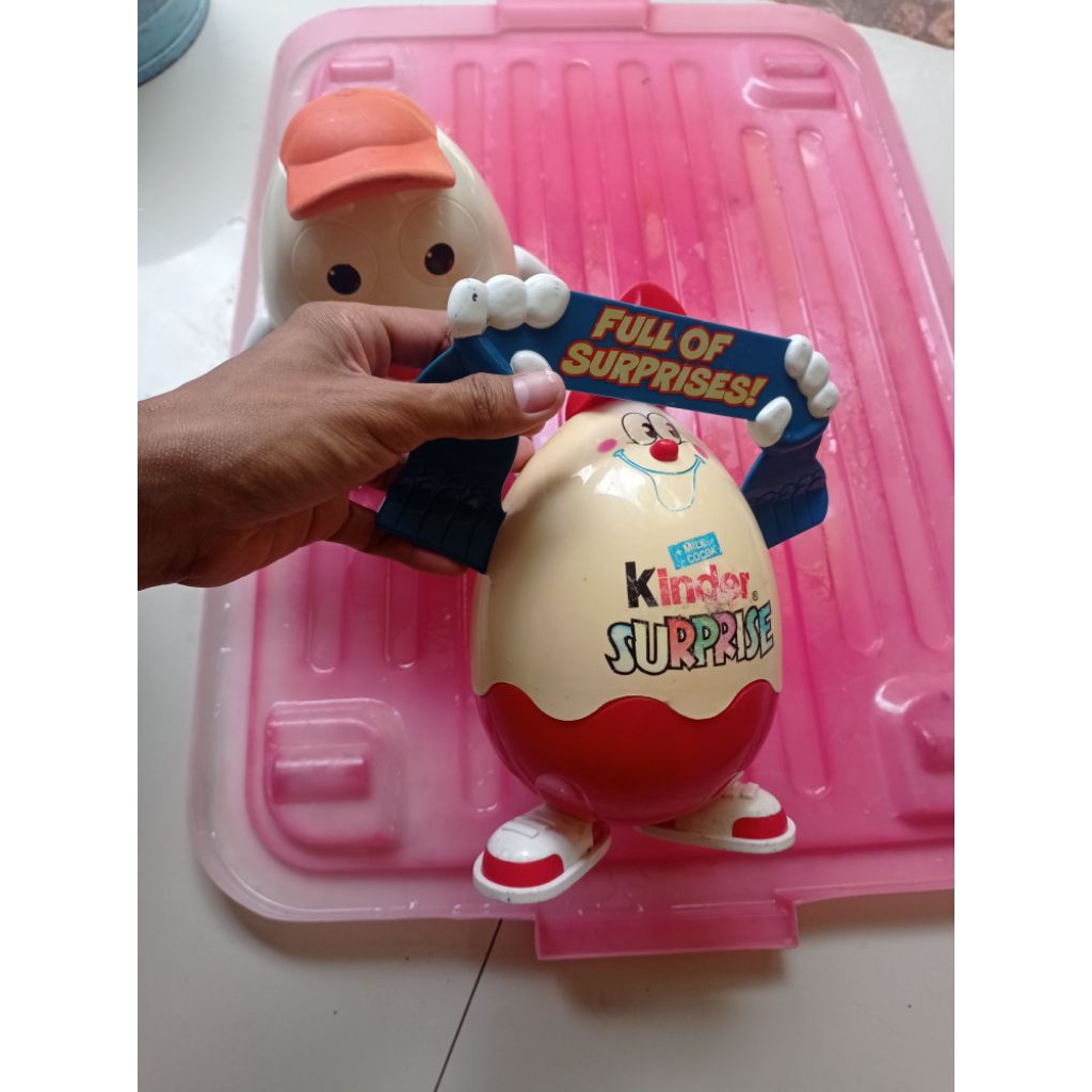 Figure Preloved - Kinder Joy Ukuran Besar