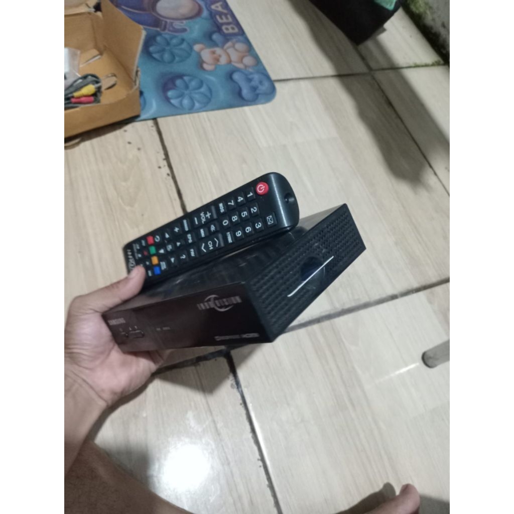 resiver dekorder Samsung HDMI indovision set remote