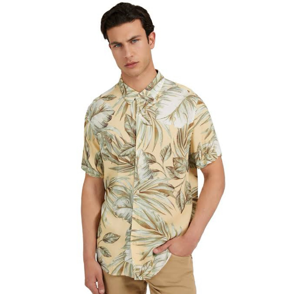 Kemeja Motif Pria Guess Original Store size XL