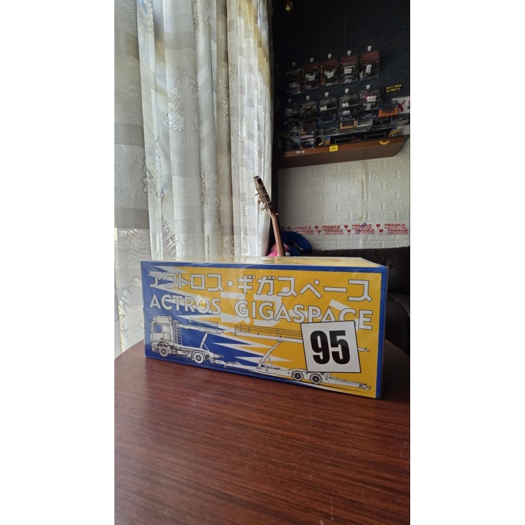 GCD Shadow Pro 1:64 Mercedes-Benz Actros Truck Spoon Livery Segel/Sealed