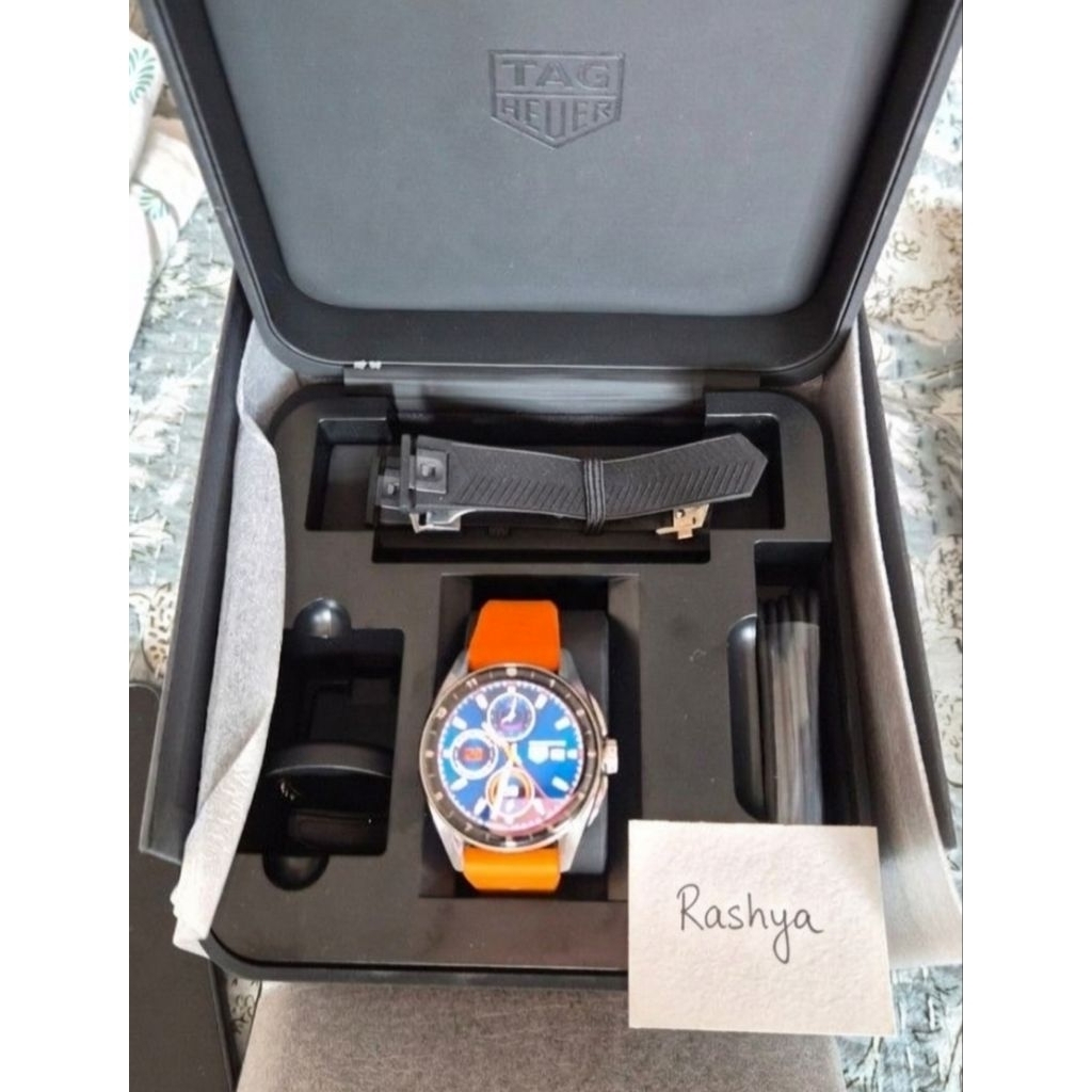 Tag Heuer Connected Calibre E4 42mm With Extra Strap