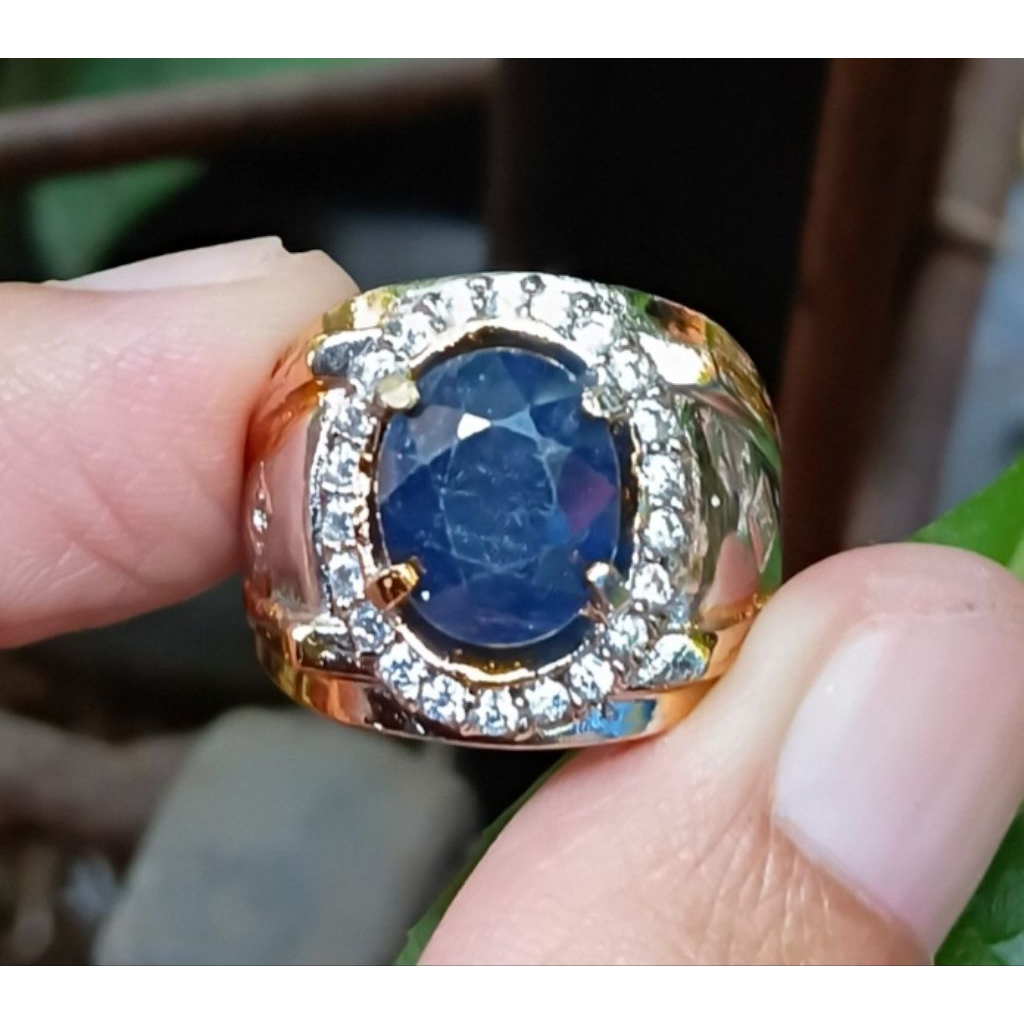 Natural Blue Sapphire Ceylon