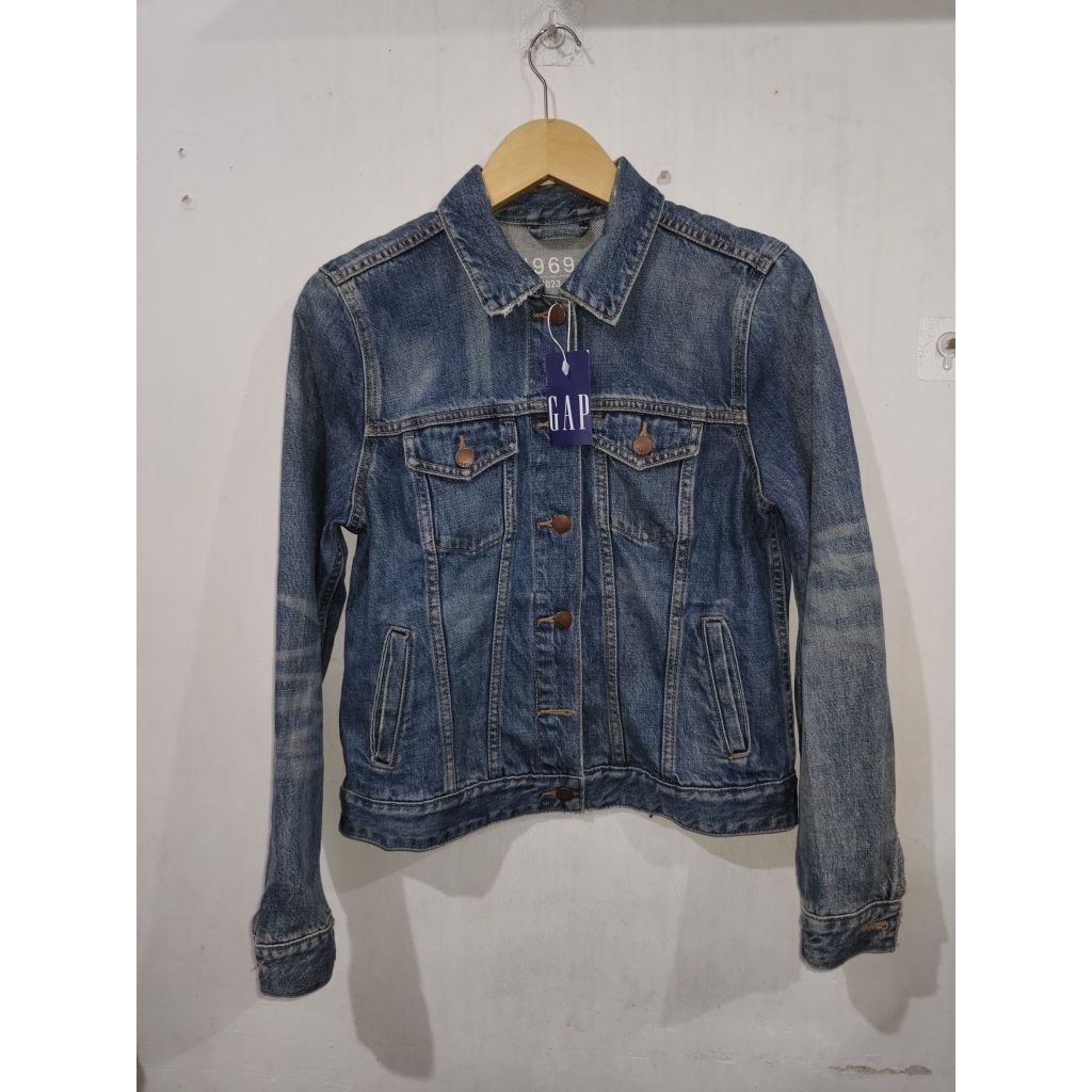 JACKET DENIM GAP GU AND LEVONG