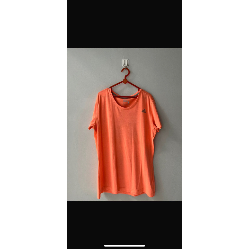 baju olahraga preloved
