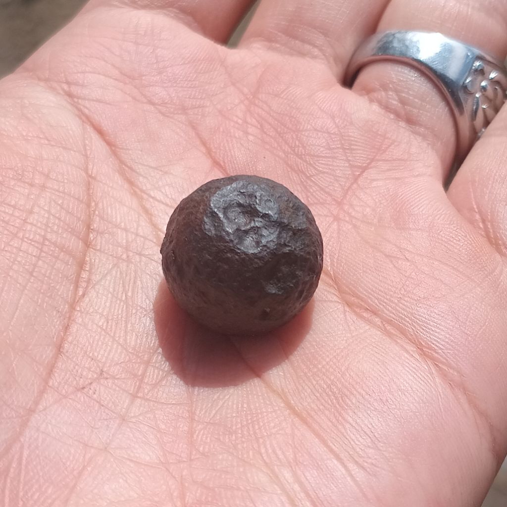 batu besi temuan asli