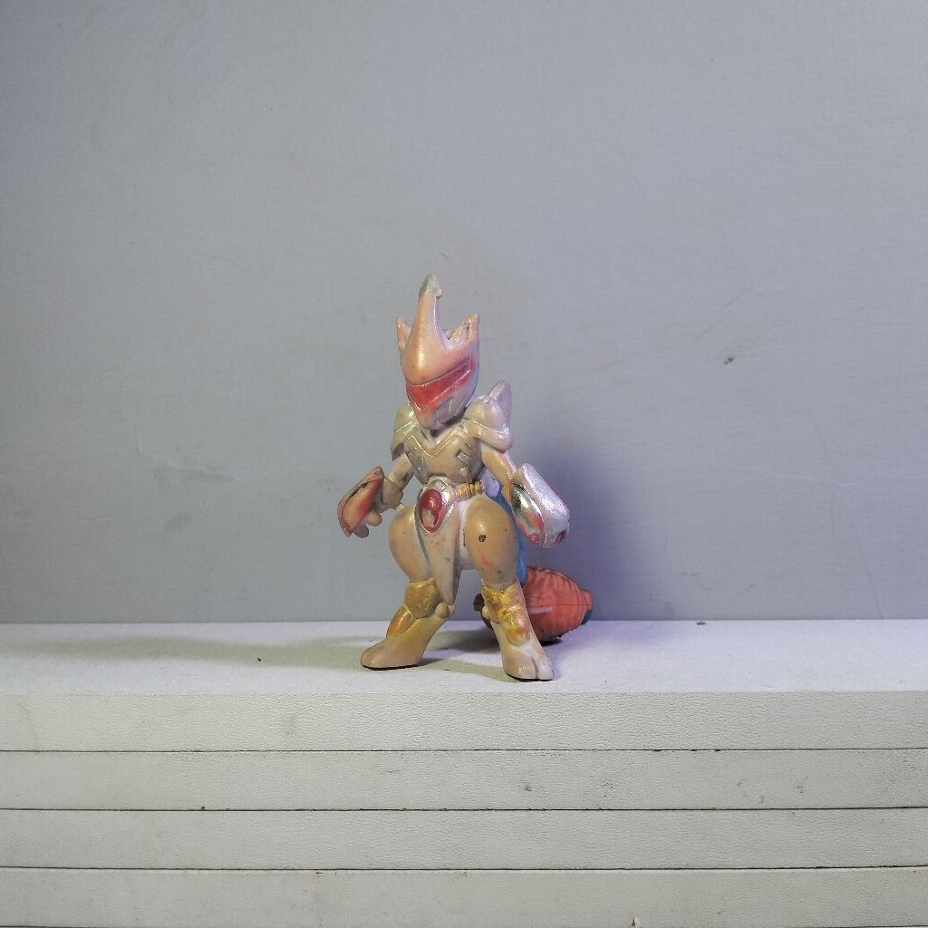 Figure Pokemon "Armored Mewtwo" Legendary