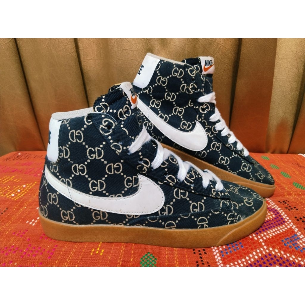 Nike Blazer Mid 77