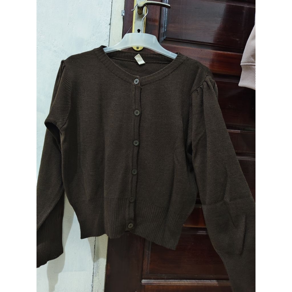 cievno zipper seagreen, uniqlo, cardigan colle poi, fundude knit, nigoo cardigan, sapapa.id, jeans d