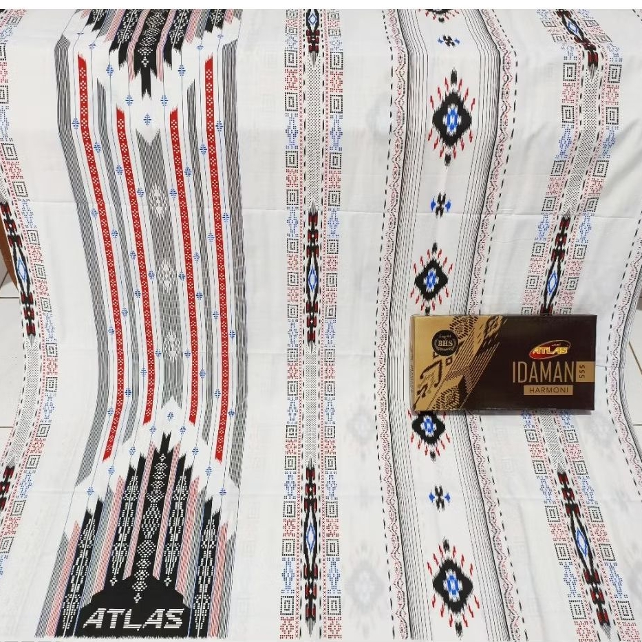 SARUNG ATLAS IDAMAN KEMBANG MOTIF BHS |Sarung Atlas Idaman hitam dan Putih Series