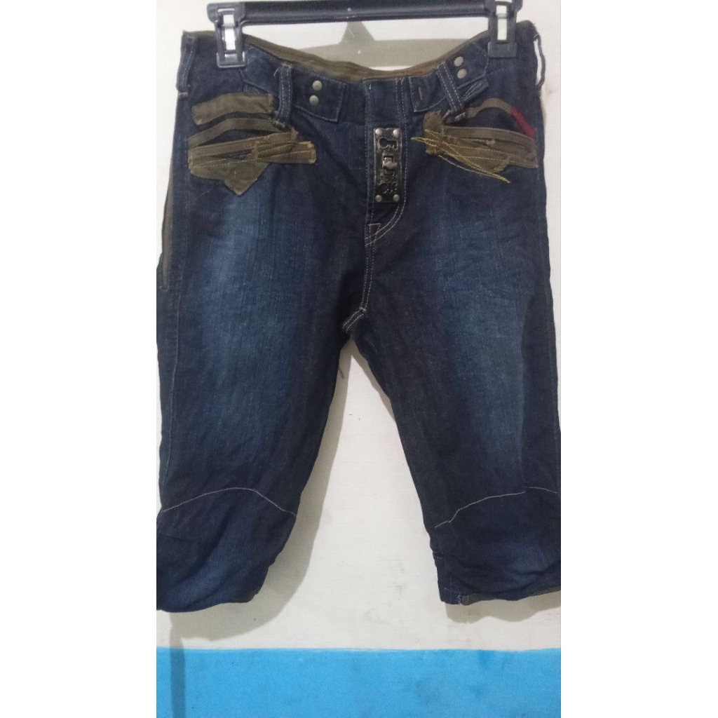 (Rare Item) Marithe Francois Lock Zipper Distressed Denim