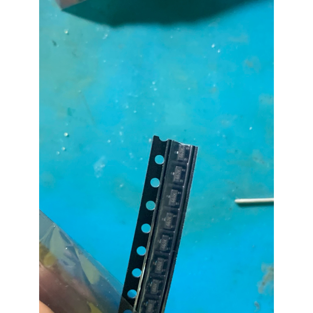XC6206 P332MR XC6206P332MR SOT-23 Voltage Regulator LDO