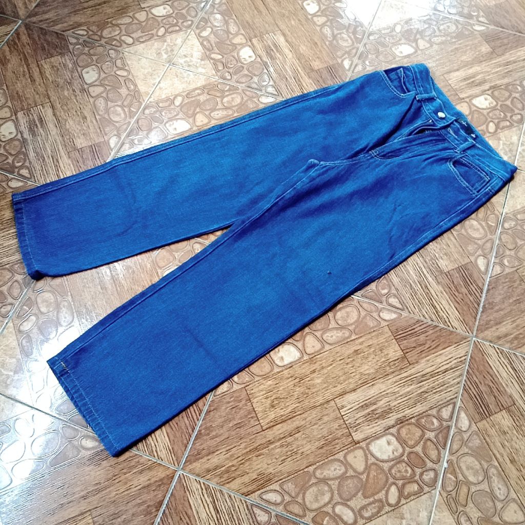 jeans gombrang | jeans kalcer | jeans navy | jeans second | jeans murah