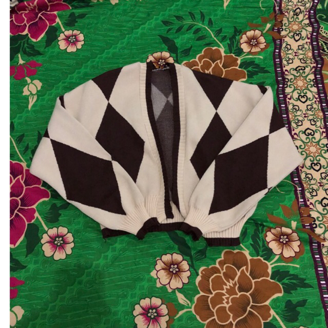 Preloved Cardigan Crop