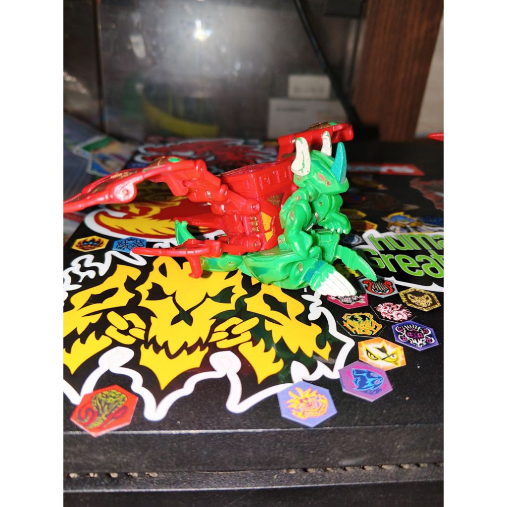 Bakugan Helix Dragonoid + battle gear
