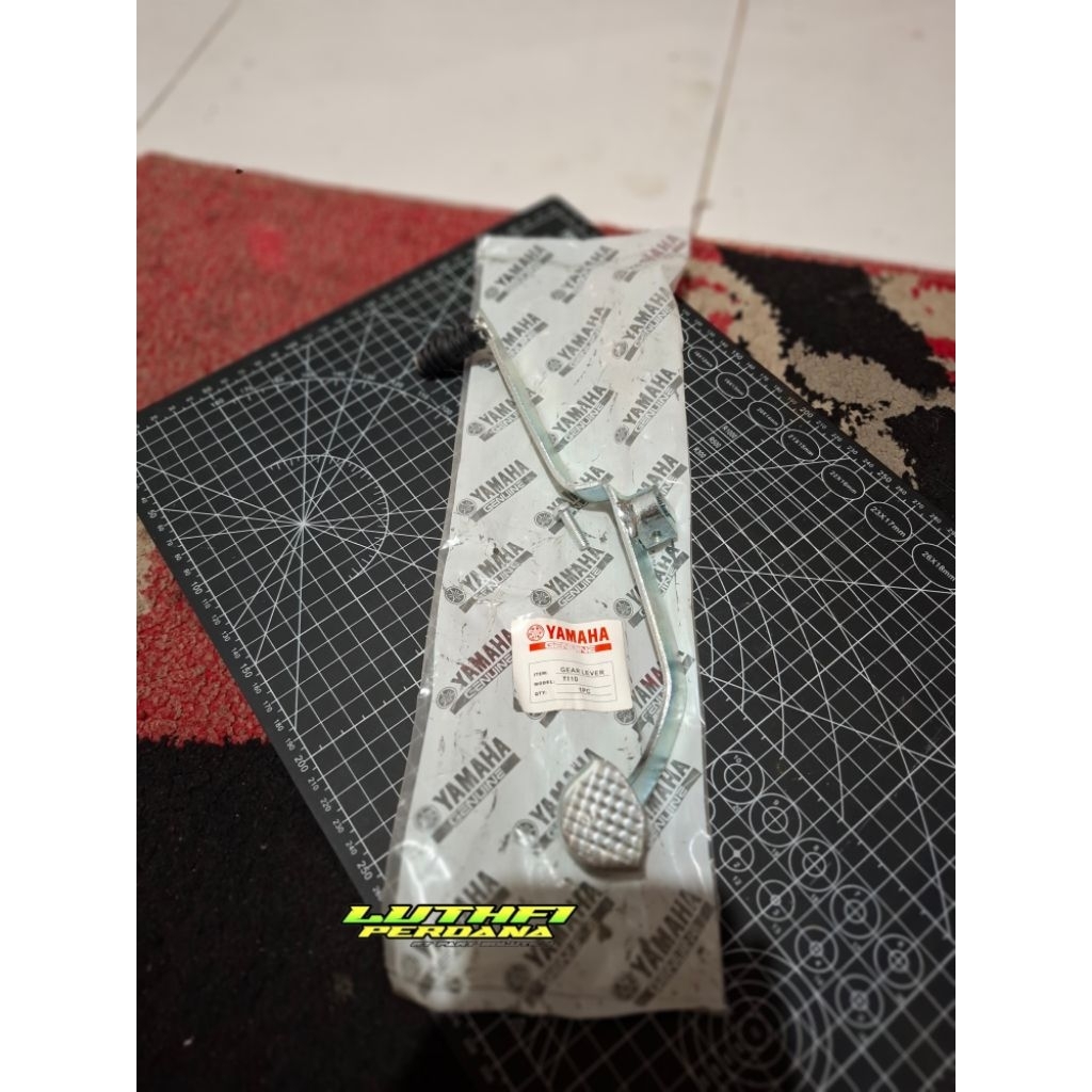 PEDAL PERSNELING F1ZR SS TWO ORIGINAL YAMAHA