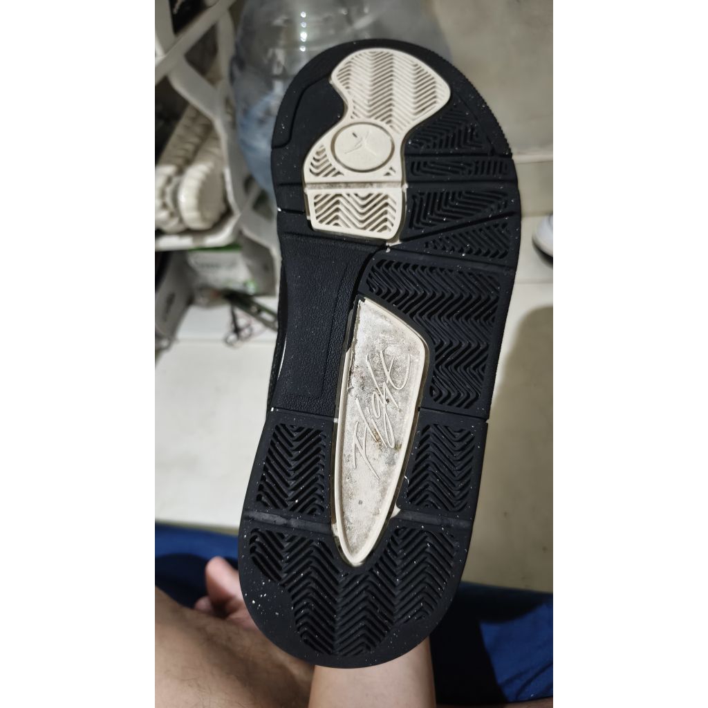 jordan flight size 43