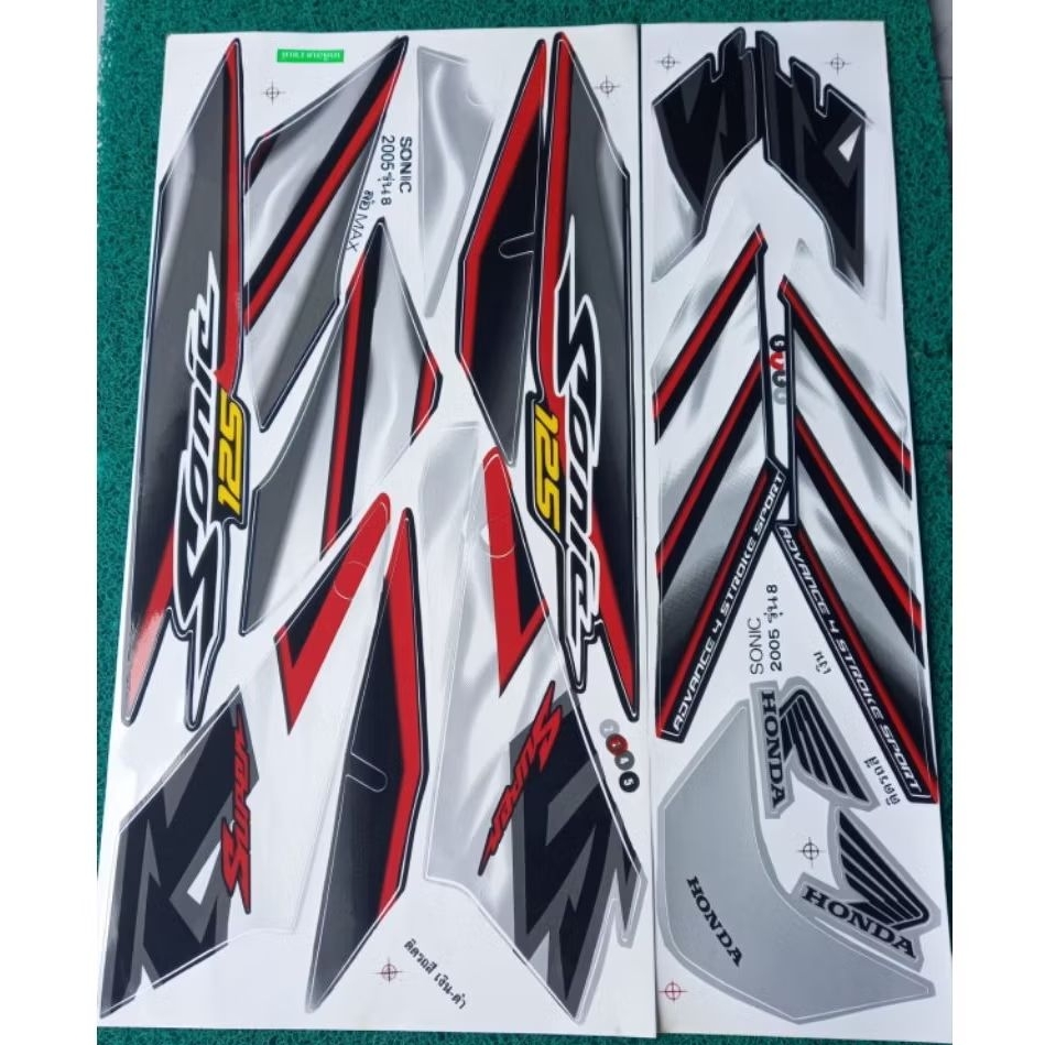 stiker striping body honda sonic125 new thailand (silver)