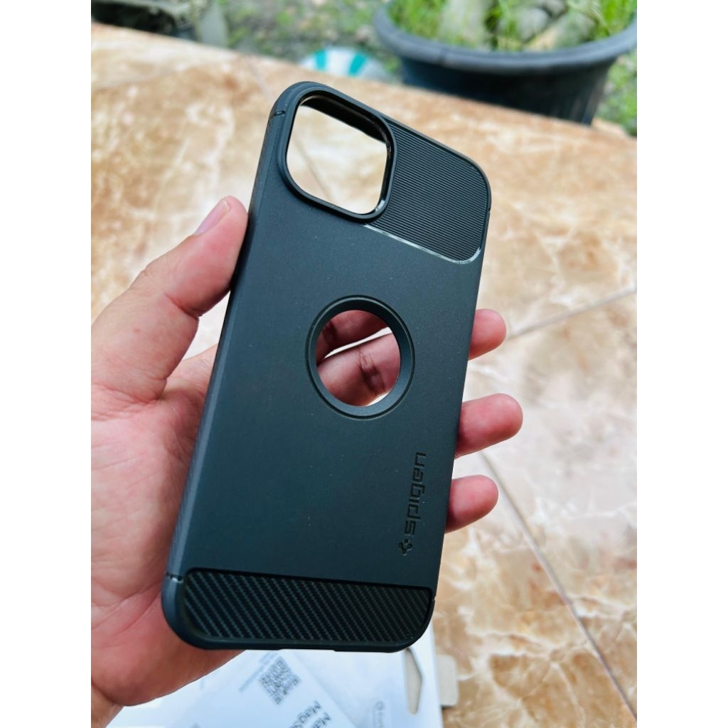 Case Spigen Rugged Armor Iphone 13