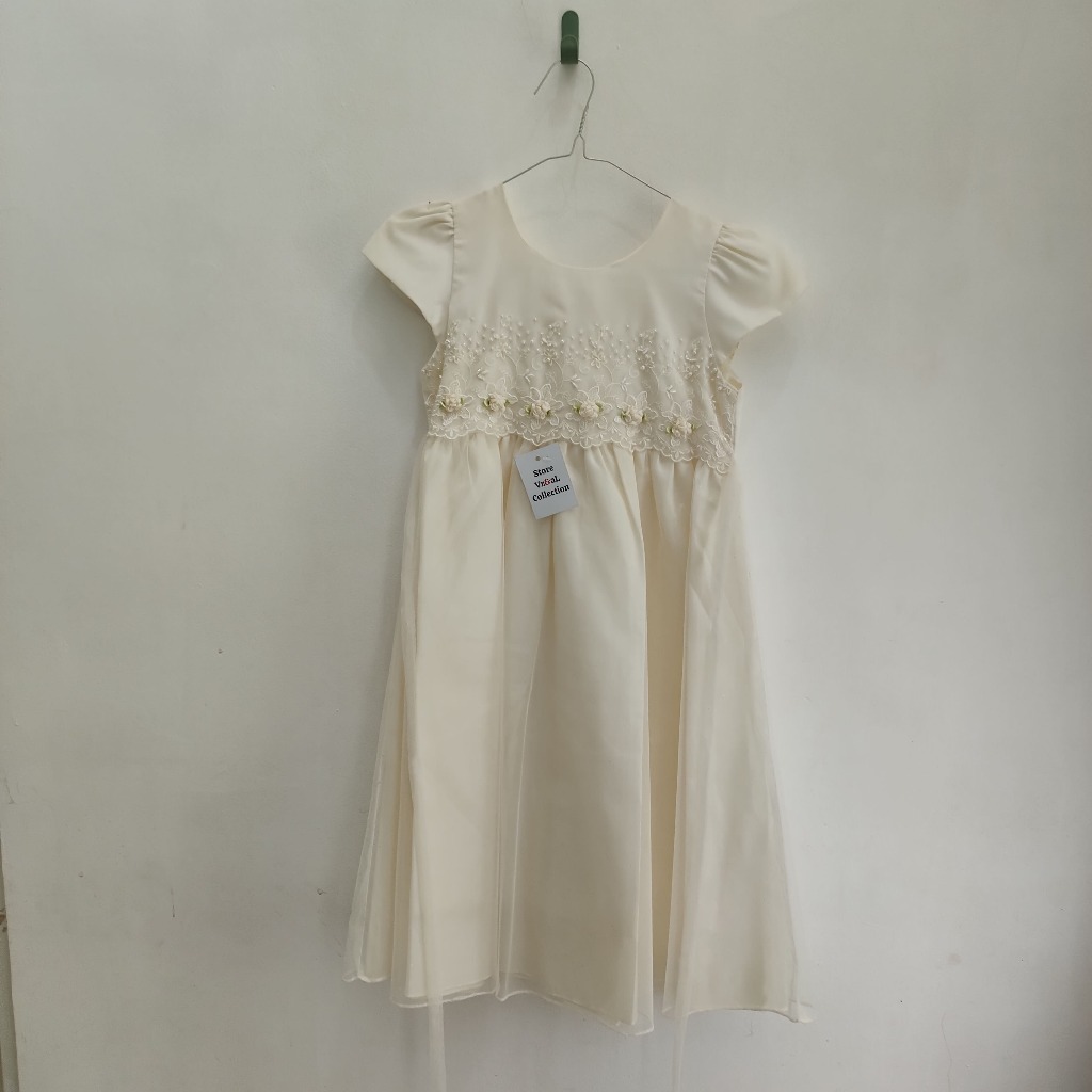 Dress Gaun Pesta Anak Variasi Renda Mutiara Warna Putih Tulang Mewah Elegan (AVCBB034)