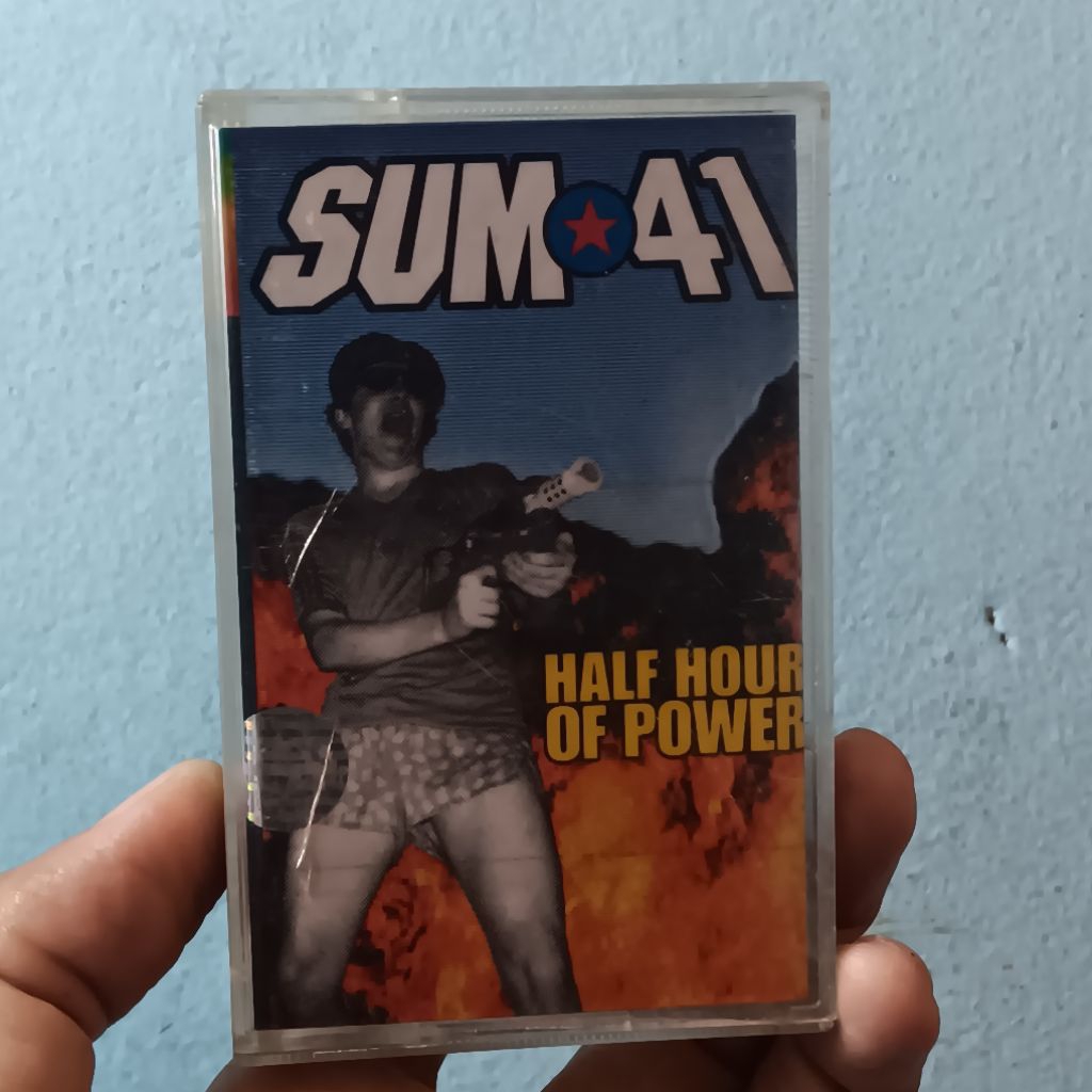 Kaset pita SUM 41