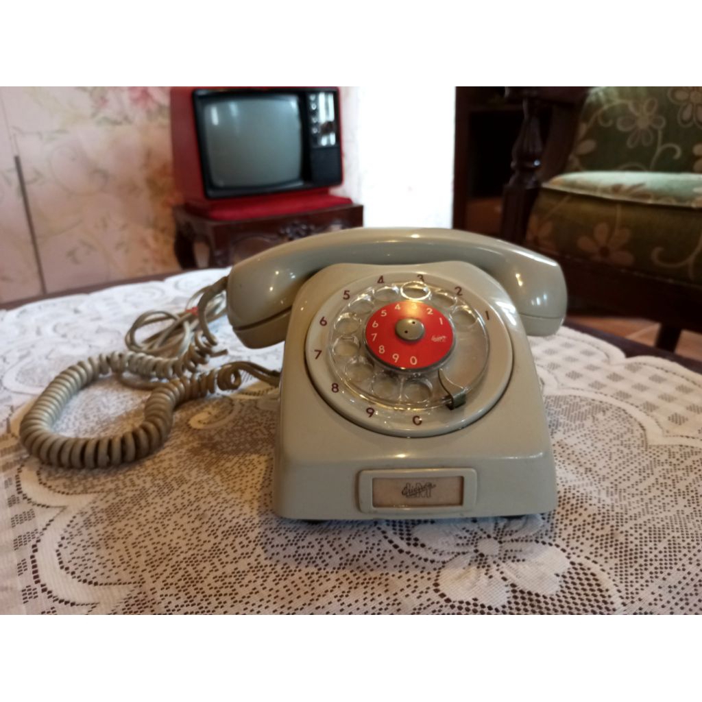 Pesawat Telepon Telpon Putar Kabel jadul antik vintage lawas Tua Retro Kuno