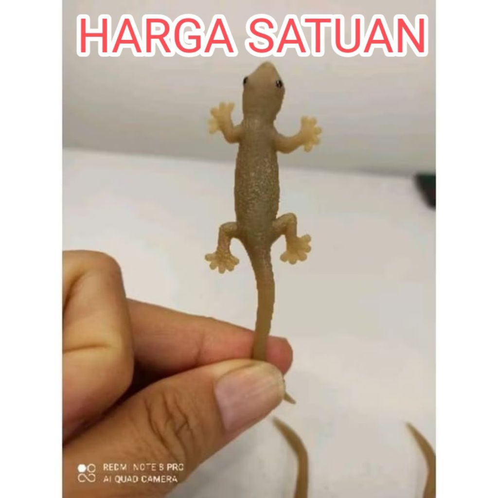 mainan karet cicak coklat mirip asli