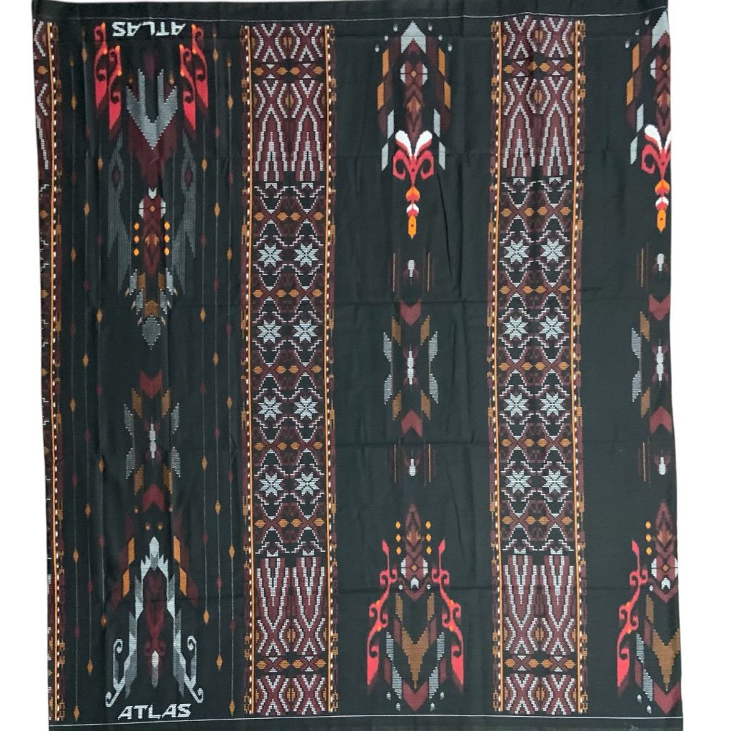SARUNG ATLAS IDAMAN KEMBANG 555 MOTIF BHS SGE 03 HITAM MERAH