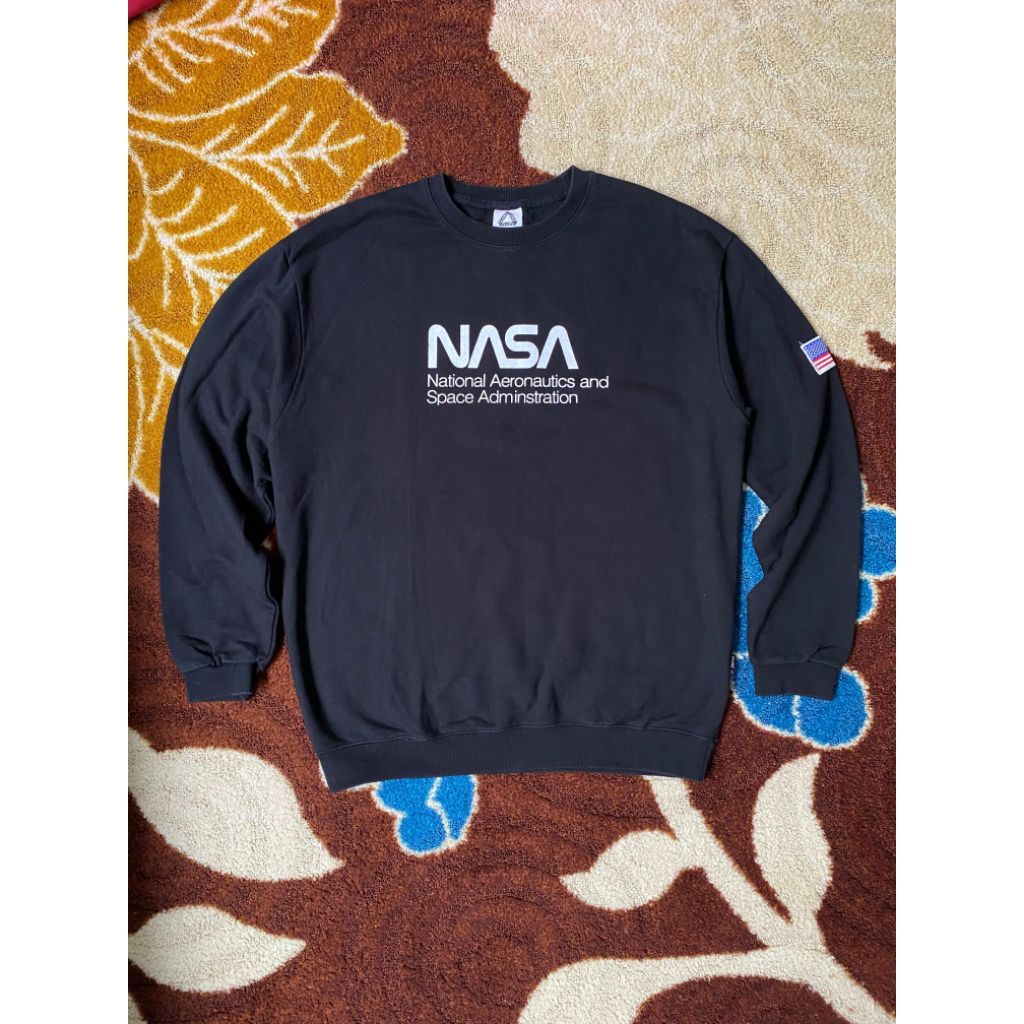 Crewneck FLUKE X NASA bekas