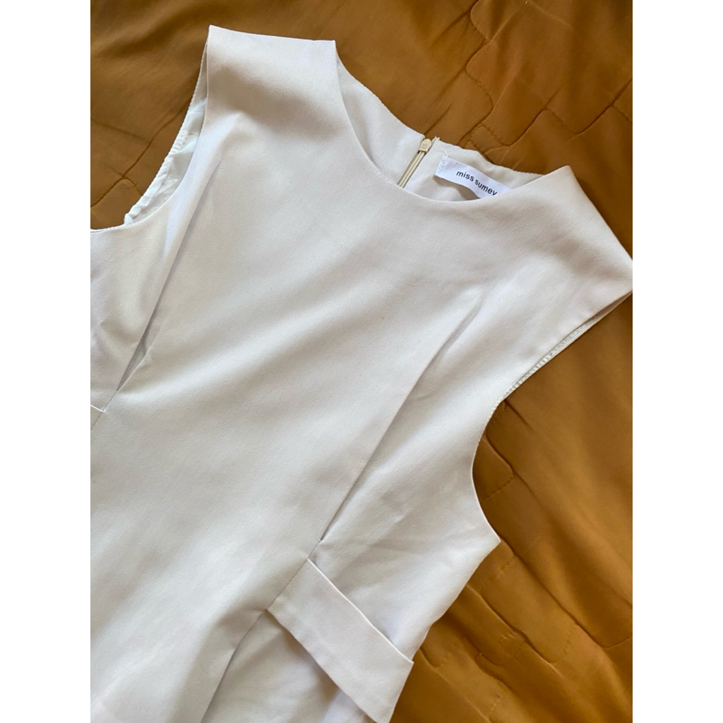 AIMEI BAJU Midi Dress