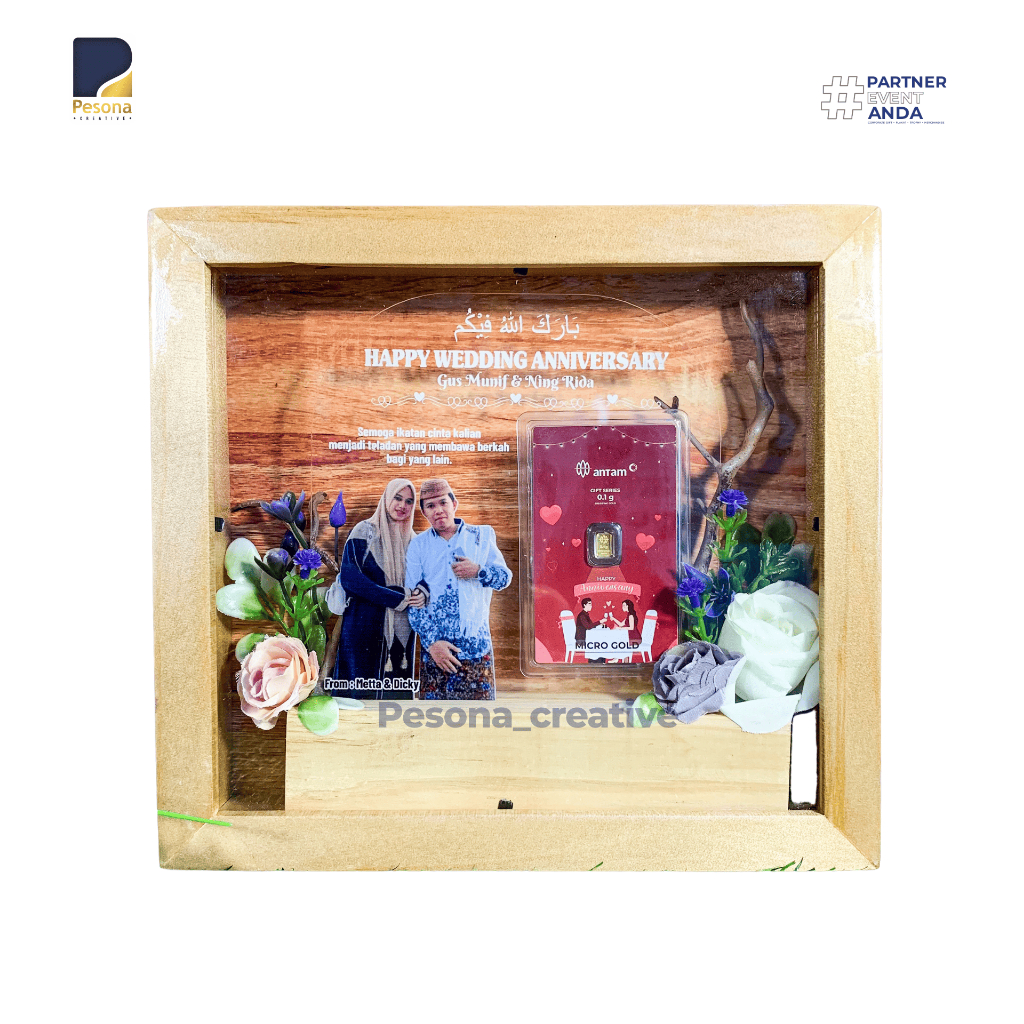 Plakat Kayu Frame Gift Akrilik