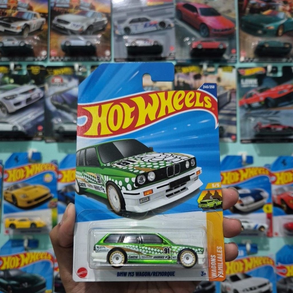HOT WHEELS SUPER TREASURE HUNT BMW M3 WAGON REMORQUE STH